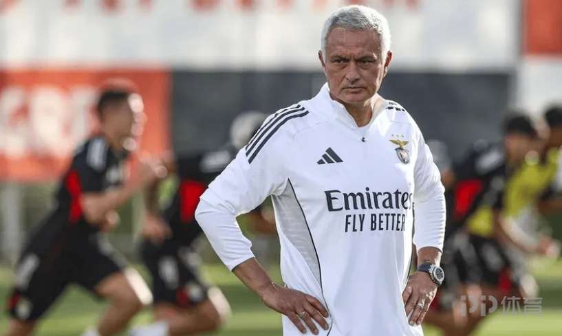 岁弟媳挥别,队友,深情告别伦,ManBetX,ManbetX官网,万博体育,ManbetX体育,新万博官网