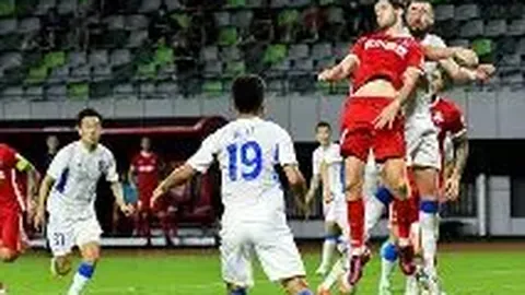 《麦卡传奇之父：天赋卓绝引领儿子攀顶巅峰，红军新兵磨合之路漫长且辉煌》