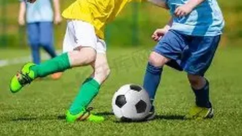 揭秘国安下半程中超溃败之谜！李磊亲揭真相，球迷热议狂潮来袭！